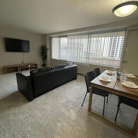 Charming Apartment At Crystal City With Amazing Amenities อาร์ลิงตัน ภายนอก รูปภาพ